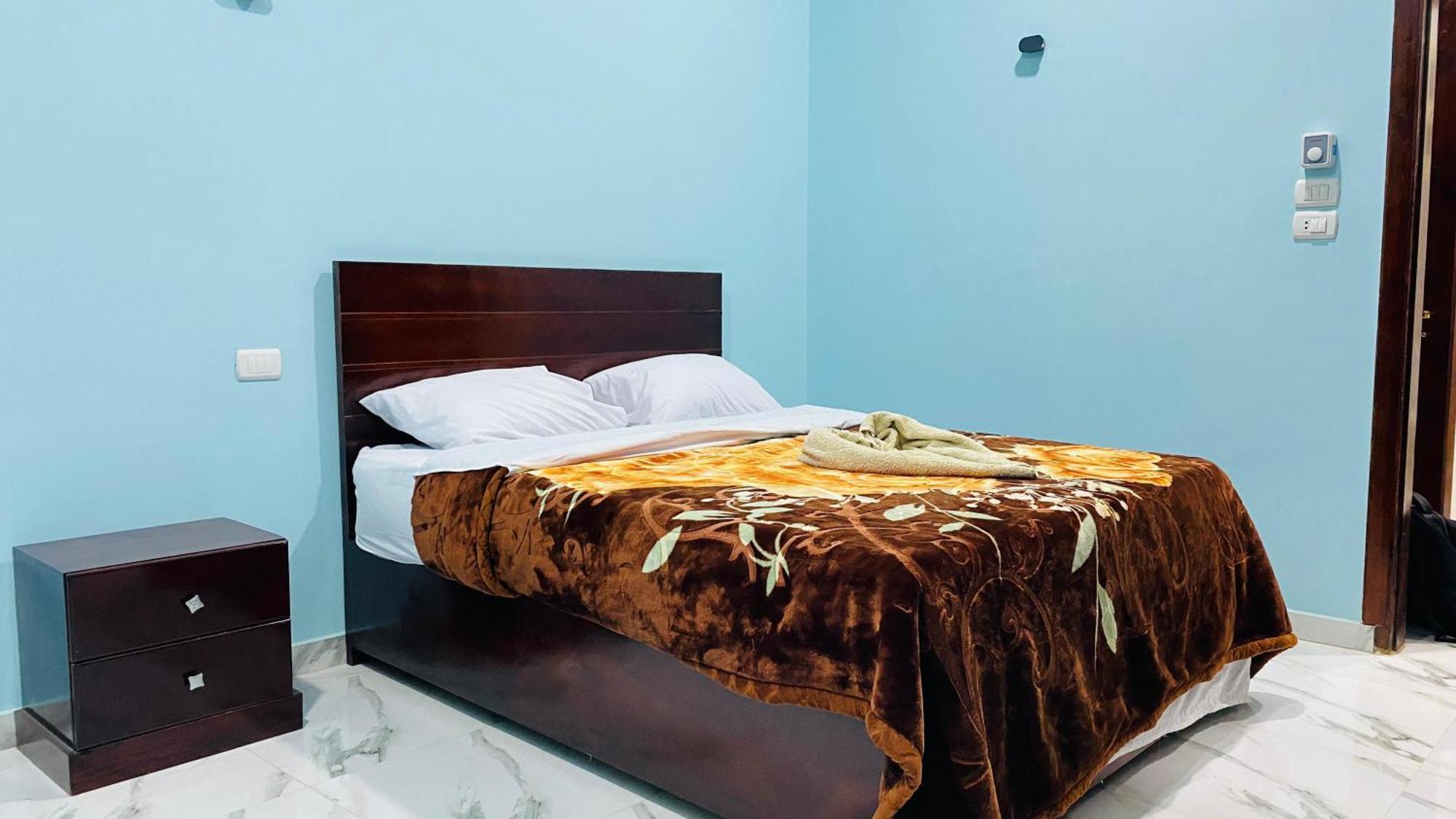 Villa Sun Wing - Guest House Luxor Esterno foto