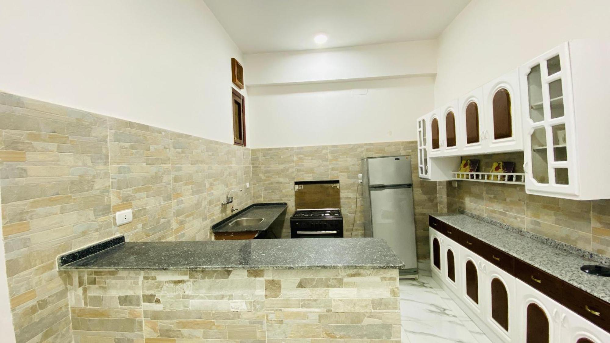 Villa Sun Wing - Guest House Luxor Esterno foto