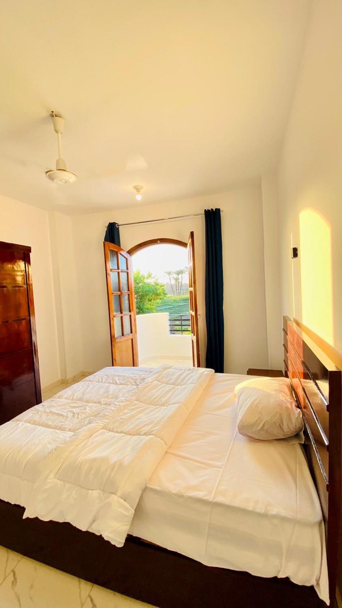 Villa Sun Wing - Guest House Luxor Esterno foto