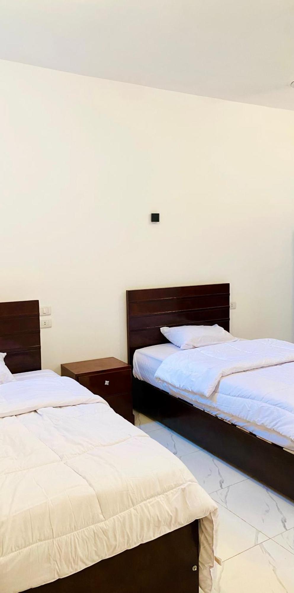 Villa Sun Wing - Guest House Luxor Esterno foto